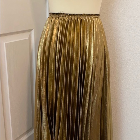 NWT OAK + FORT Gold Pleaded Skirt - Picture 2 of 4